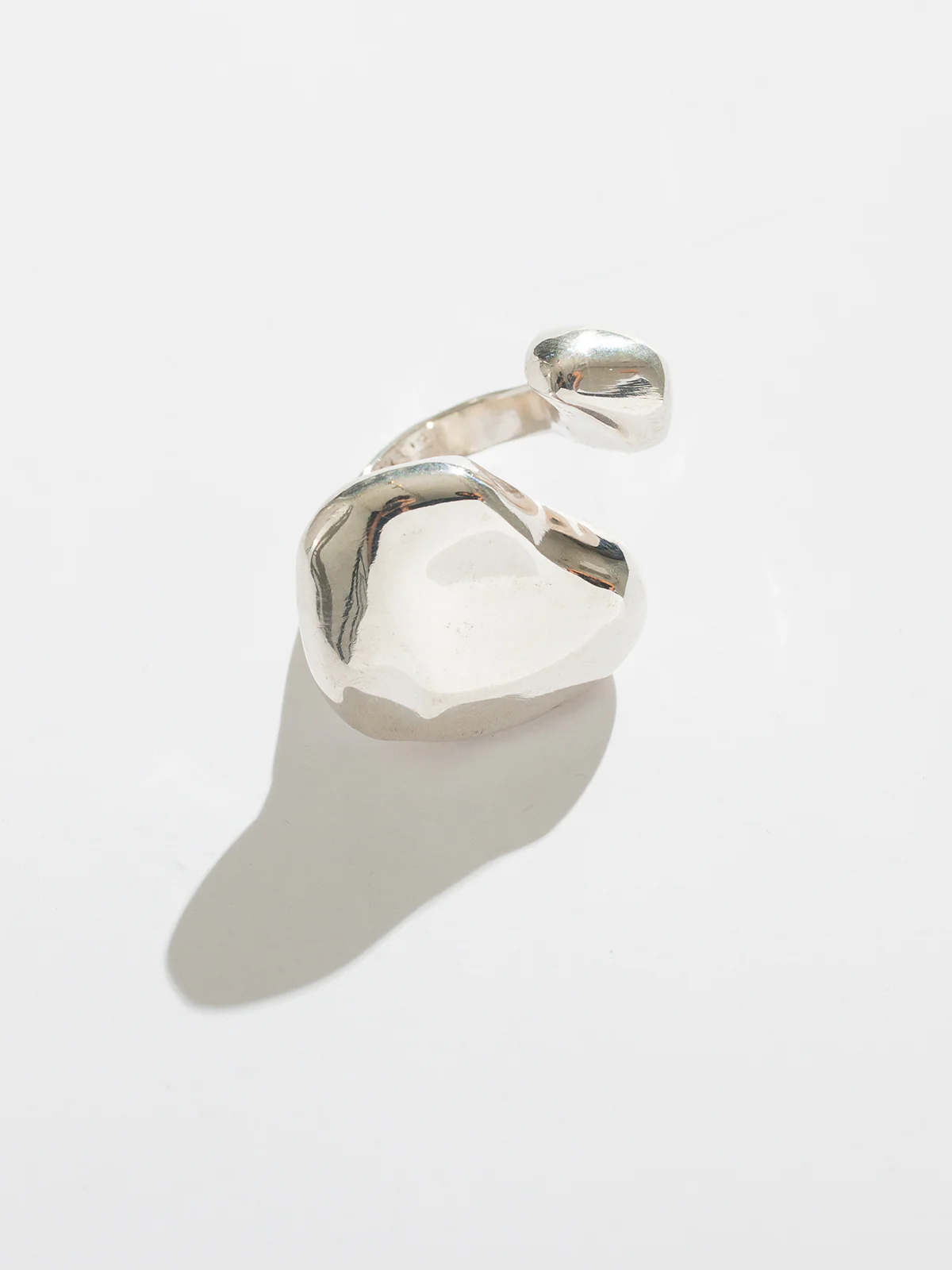 NUG RING
